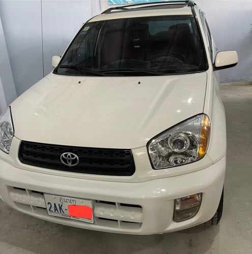 ឡានលក់ Toyota RAV4 01