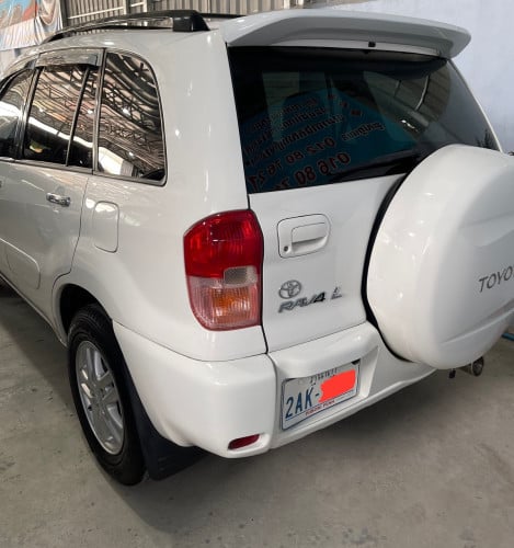 ឡានលក់ Toyota RAV4 01