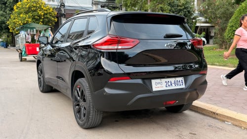 មហាថ្មី Tracker 023 ហ្សុិន១ជុំ ប្រើបាន2មុឺនគីឡូ ម្ចាស់ដើម