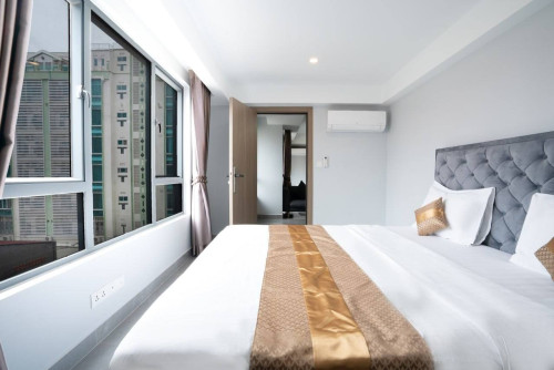 🏡 2 Bedroom Serviced Apartment for Rent | Pool & Gym Included | $1,300/Month