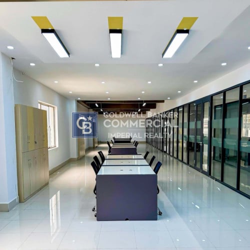 ๐ข Grade C fully furnished Office space for Rent at 7 Makara (OF-018)