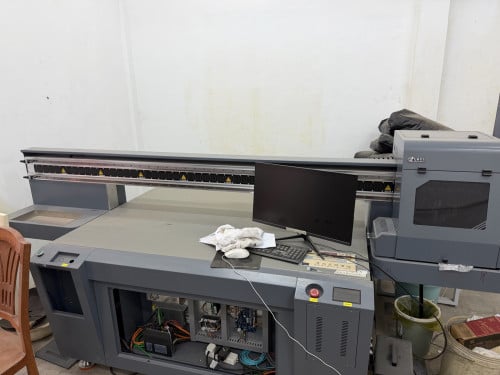 សេវាកម្មបោះពុម្ព UV | Silk Screen | Laser Marking នៅភ្នំពេញ