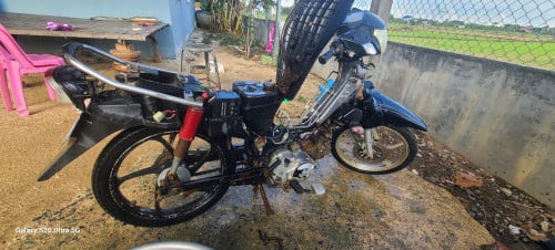 ម៉ូតូ Viva 08