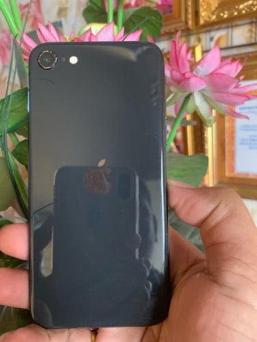 10មុឺនរៀលiphoneSE2 64g
