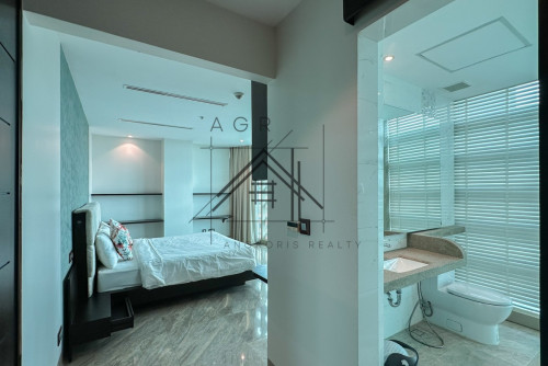 2 Bedroom Serviced Apartment For Rent in Daun Penh | Norodom Blvd. | Sathapana Tower