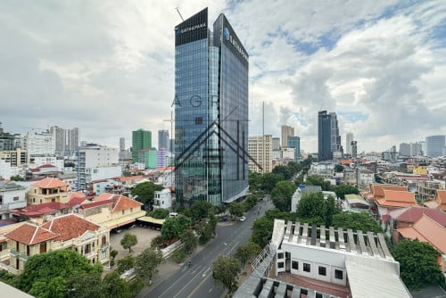 2 Bedroom Serviced Apartment For Rent in Daun Penh | Norodom Blvd. | Sathapana Tower
