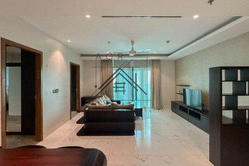 2 Bedroom Serviced Apartment For Rent in Daun Penh | Norodom Blvd. | Sathapana Tower