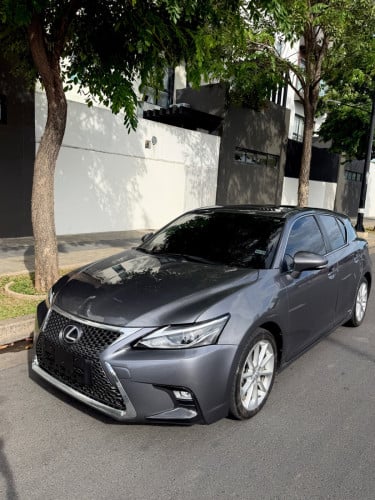 2012 LEXUS CT200h