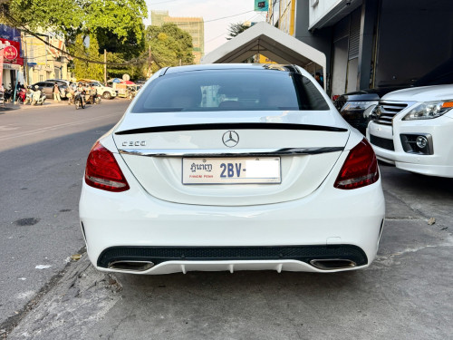2016 Mercedes C300 AMG ๐