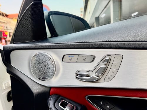 2016 Mercedes C300 AMG ๐
