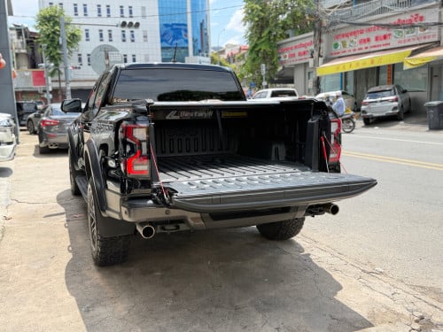 2023 Ford Ranger Raptor ហ្សុីនទាំងកាង