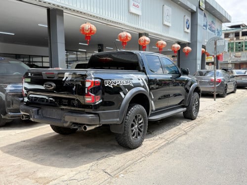 2023 Ford Ranger Raptor ហ្សុីនទាំងកាង