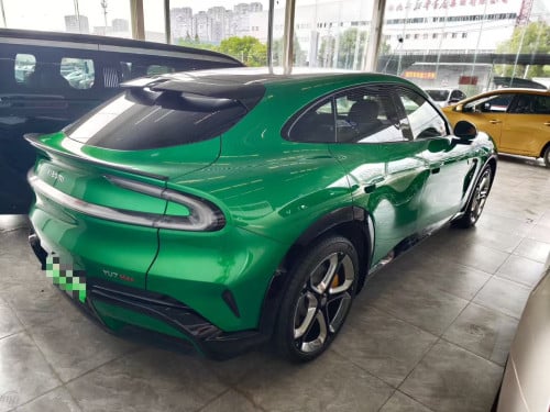 2025 xiaomiYu7