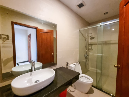 2Bedrooms Apartment for rent in Toul Kork 5mins to TK avenue