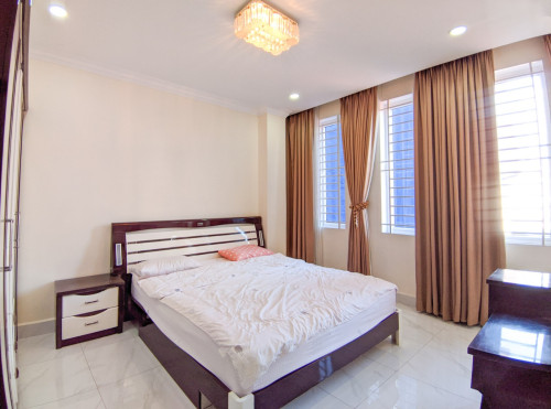 2Bedrooms apartment for rent with elevator near RUPP and Western University Toul Kork