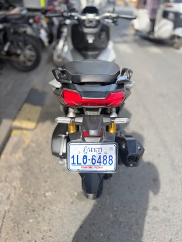 ADV. 160cc 2023. ពណ៍សុីម៉ង់ហ្សុីន នៅស្អាត017 8888 25. 070 6666 16