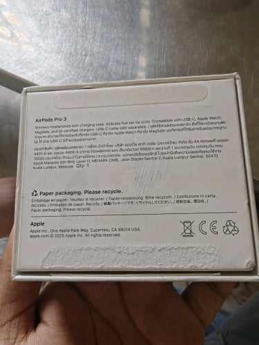 air pod pro 3 មួយទឹកហែកប្រេីហេីយនៅថ្មី90%