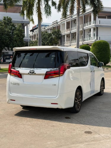 Alphard 2019 spec Russia