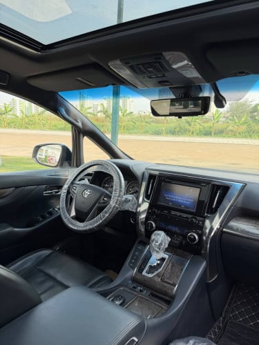Alphard 2019 spec Russia