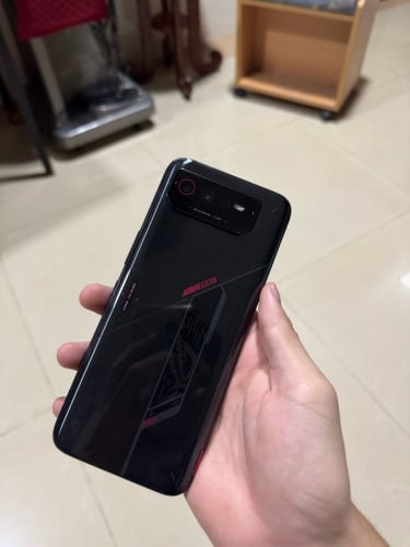 ASUS Rog 6