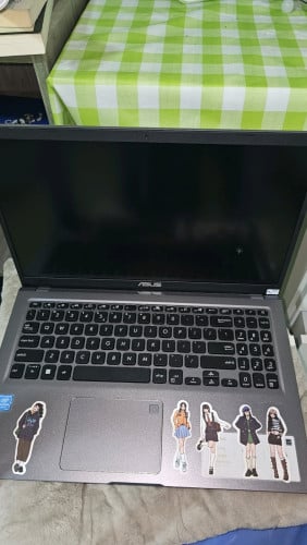 Asus computer 99%