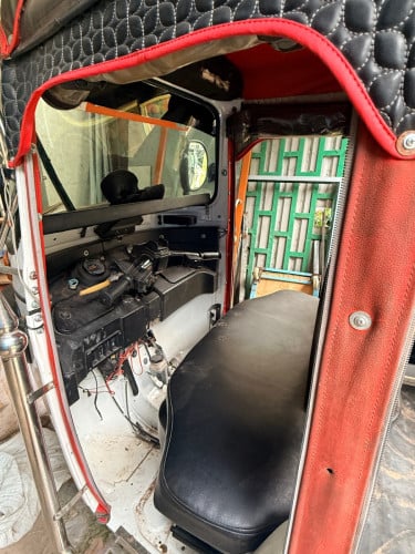 BAJAJ RE MAXIMA Z