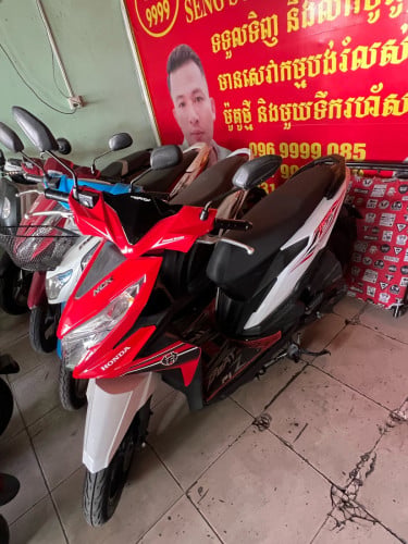 Beat018 ម៉ូតូស្អាត ម៉ាសុីនស្រួយ មានលក់នៅហាង( សេង សុខឡា 9999)