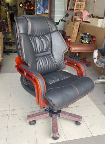 Boss chair