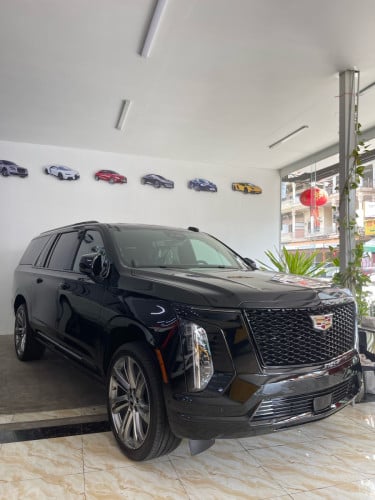 Cadillac Escalade ESV Sport platinum 2026