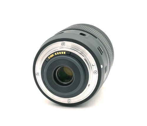 CANON EF-S 18-135mm F/3.5-5.6 IS USM