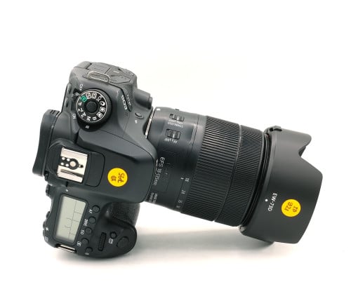 CANON EOS 80D KIT 18-135mm F/3.5-5.6 IS USM