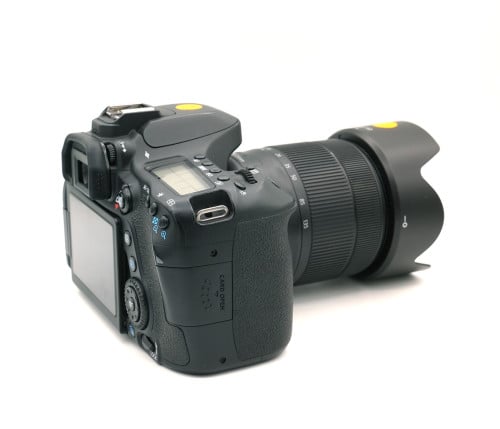 CANON EOS 80D KIT 18-135mm F/3.5-5.6 IS USM