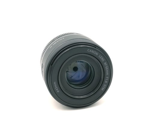 CANON RF 50mm F/1.8 STM
