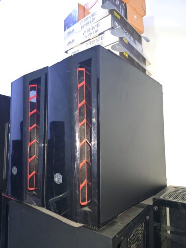 Case Cooler Master Price: 35$