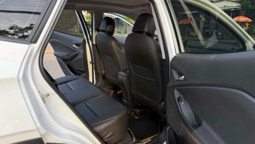 Chevrolet Tracker 2023 ហ្សីនមួយជុំ ថ្មីសាហាវ ម្ចាស់ដេីមសោ2