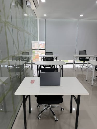 Co-Working Spaces for rent