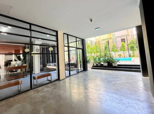 Condo for rent BKK 1