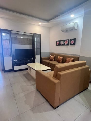 Condo for rent L Olympic
