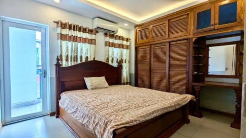 Condo for rent L Olympic