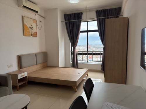 Condo Studio Room for Rent 180$