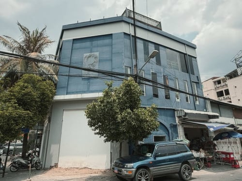 Corner Property for Rent (Ground Floor only)
