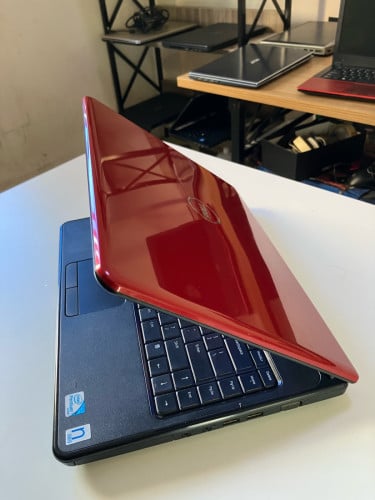 Dell Inspiron N4030/ CPU Pentium P6300/ RAM 4GB / 500Gb / Battery ๐ good แแ
แแแขแแถแแแขแแ
