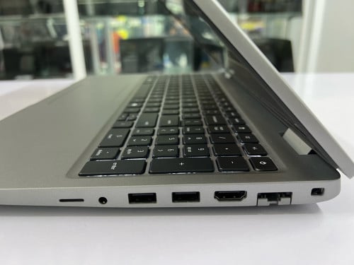Dell Latitude 5520