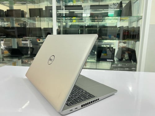 Dell Latitude 5520