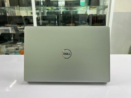 Dell Latitude 5520