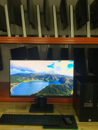 Dell OptiPlex 7050 SFF & Monitor អាចកាច់បង្វិលបញ្ឈរបាន