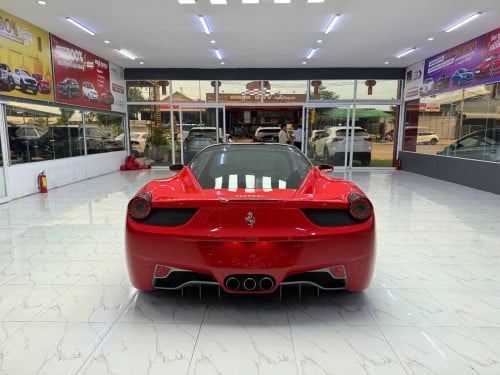 Ferrari 458 Option : Italia Year: 2013