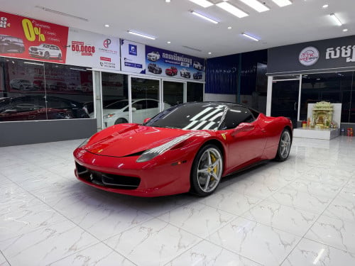 Ferrari 458 Option : Italia Year: 2013