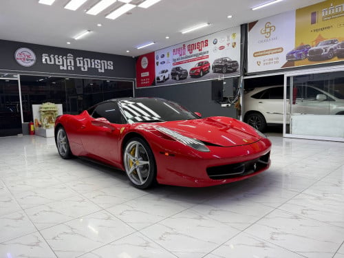 Ferrari 458 Option : Italia Year: 2013