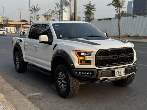 Ford 150 .2017 full options បើកដំបូល